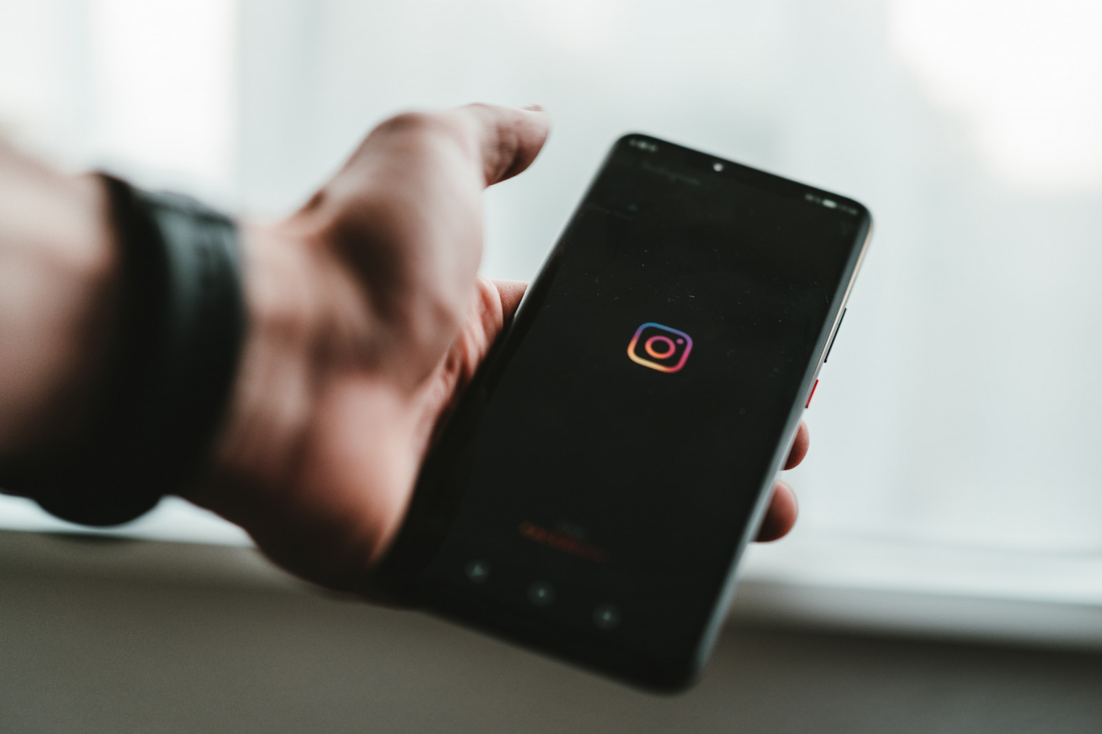 Cover image for Instagram continues to perform strongly despite inconsistent brand identity