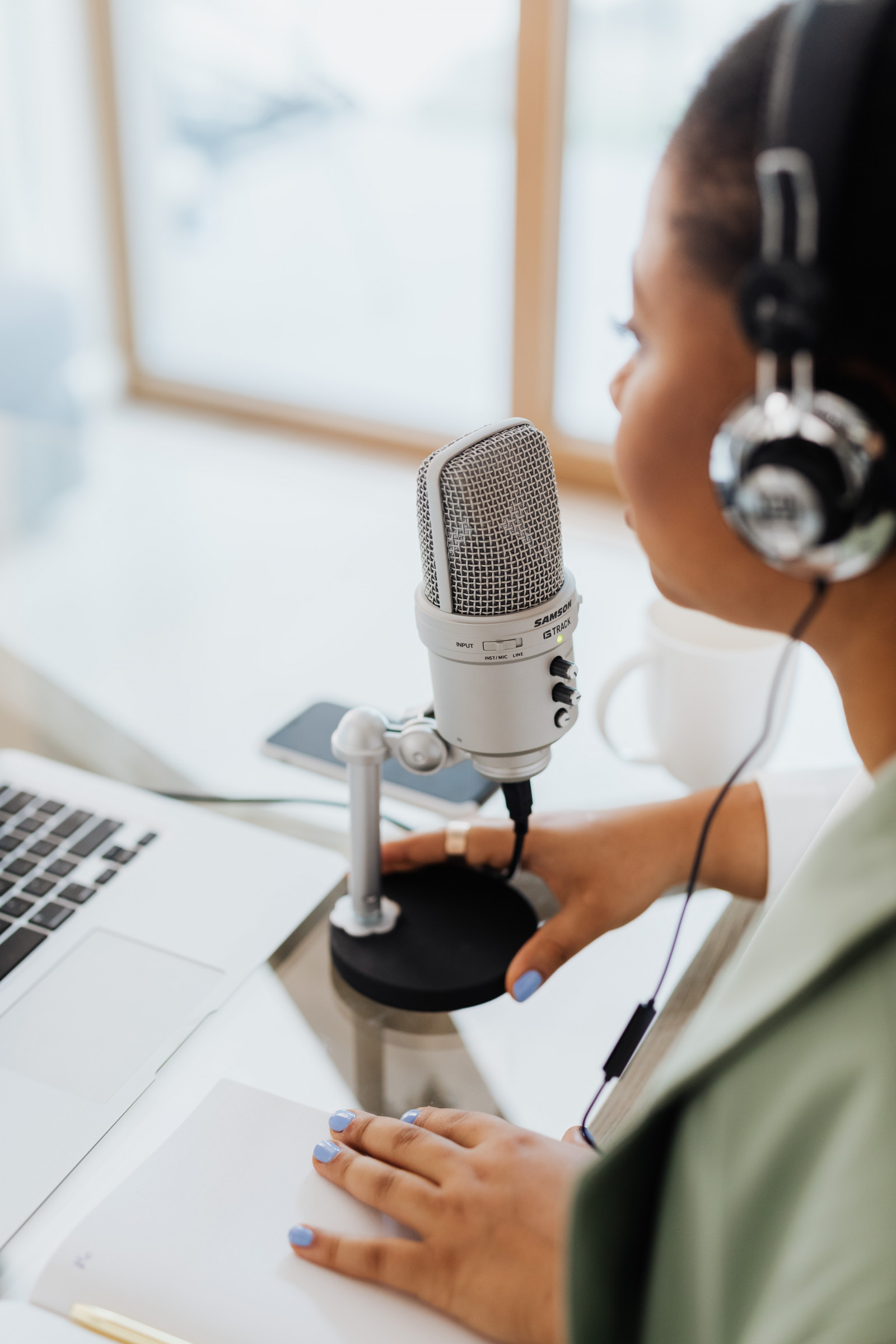 Acast aims to expand the open podcast ecosystem with Podchaser acquisition